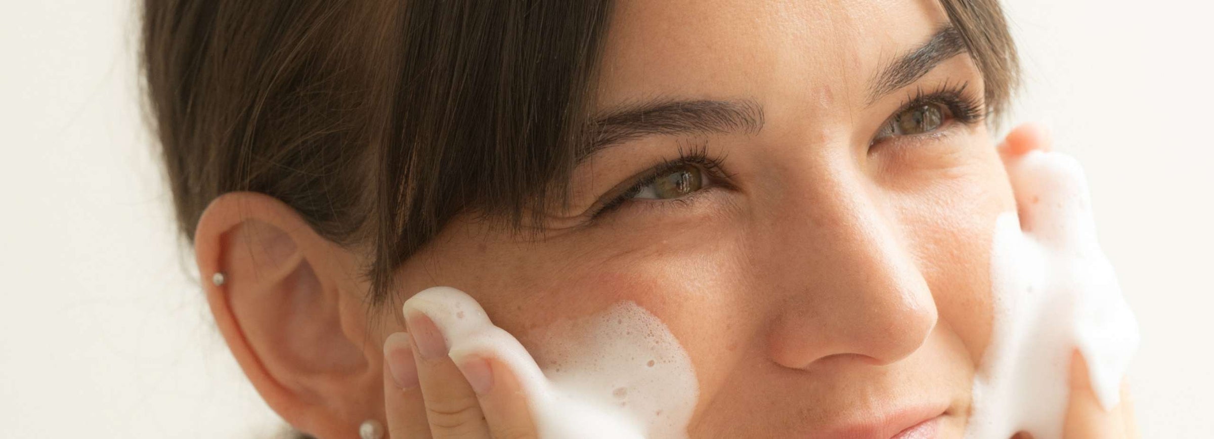 Démaquillant et Nettoyant visage