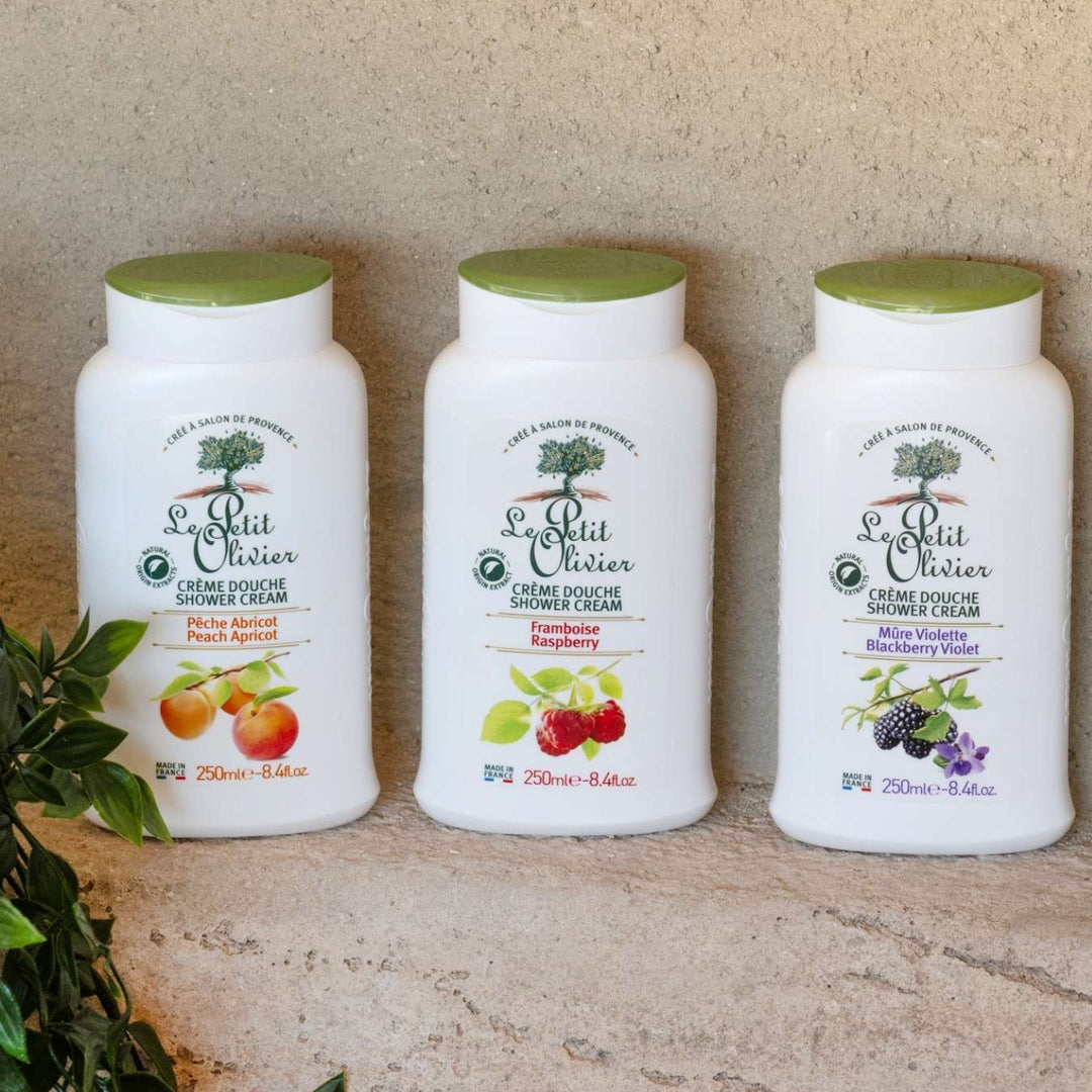 le petit olivier extra-gentle moisturizing shower cream mure violette range