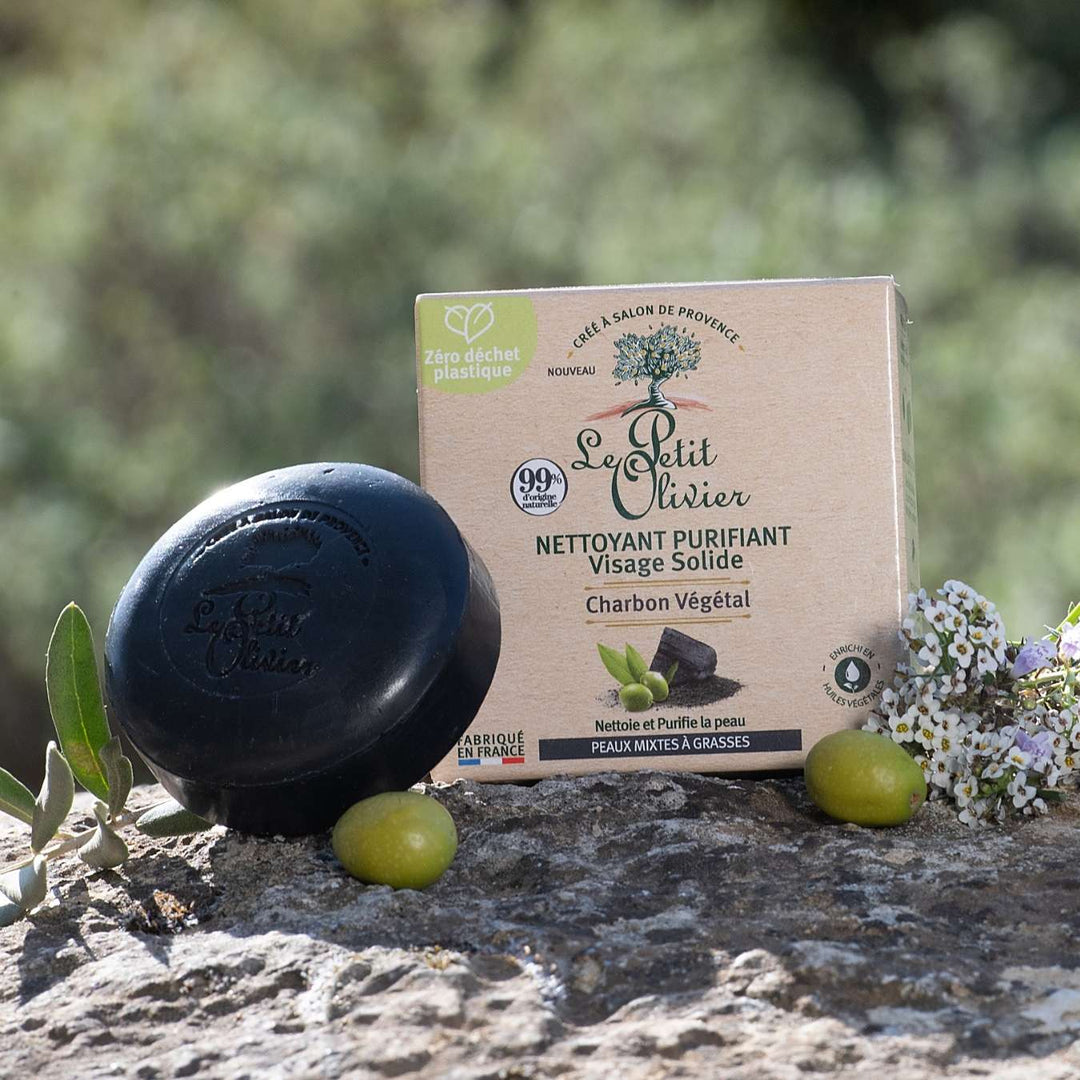 le petit olivier nettoyant purifiant visage solide charbon produit